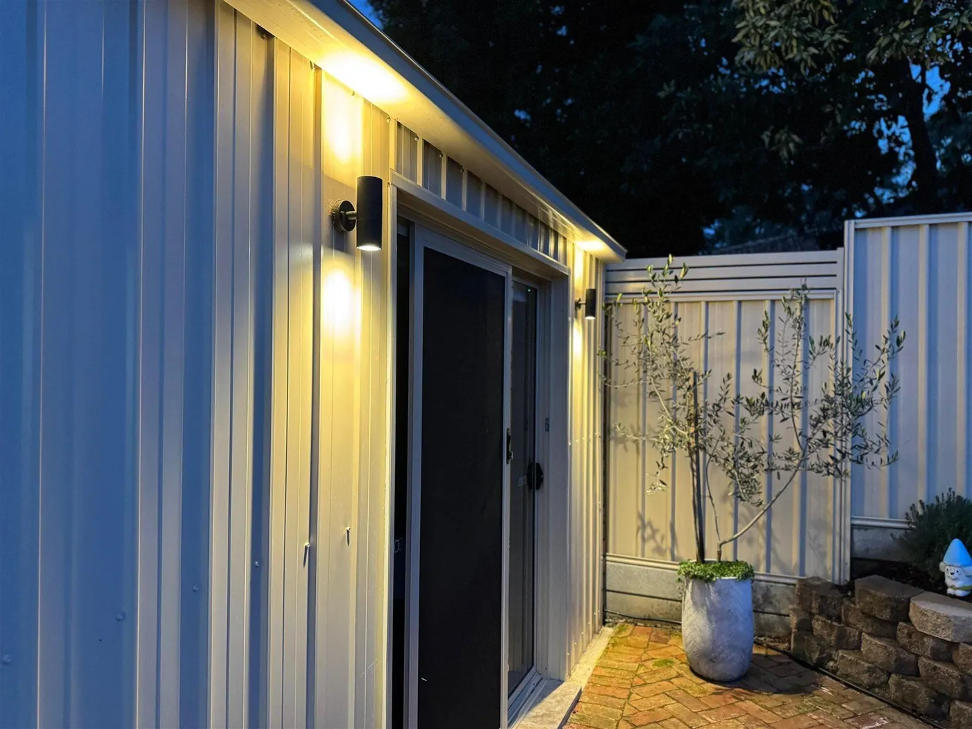Exterior Feature Lighting