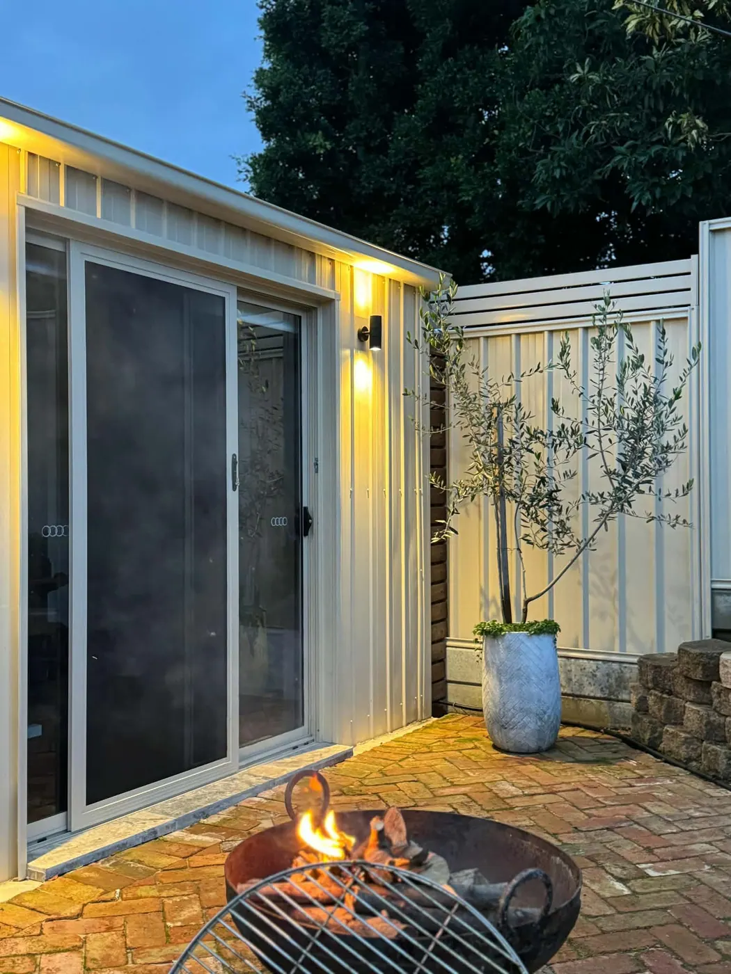 Outdoor Feature Lighting in Redwood Park